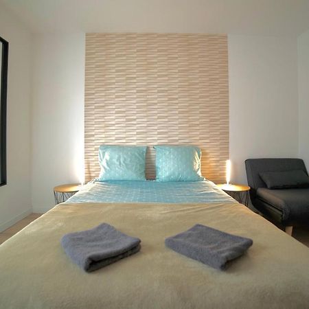 B&B Chez L'Habitant Chambre Privative Sur La Route Des Vins Tv Parking Box Velo Issenheim Bagian luar foto